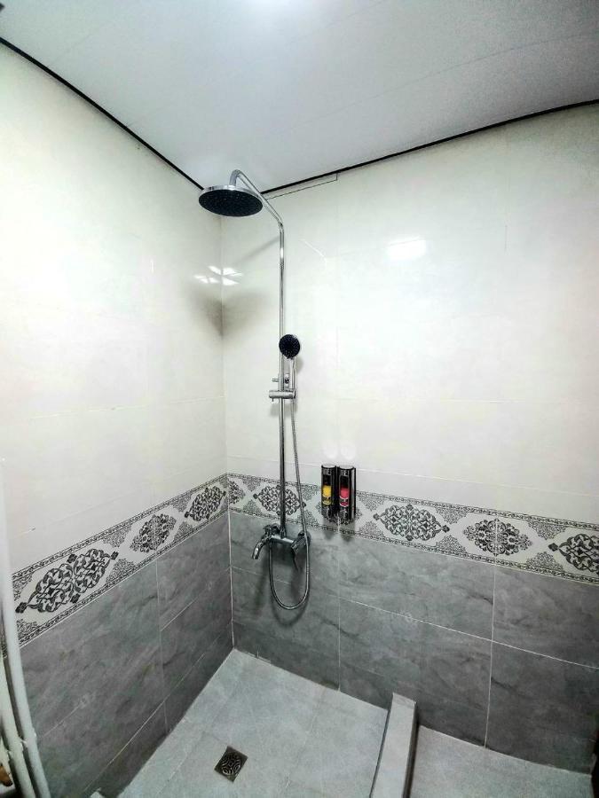 Colibri Traditional Hostel Самарканд Екстериор снимка