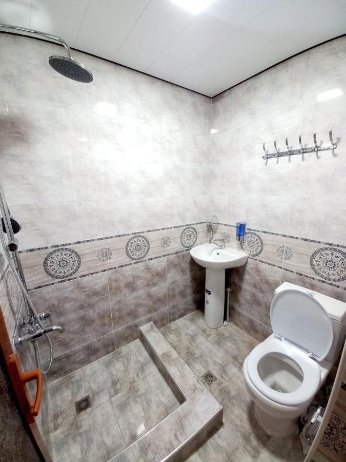 Colibri Traditional Hostel Самарканд Екстериор снимка