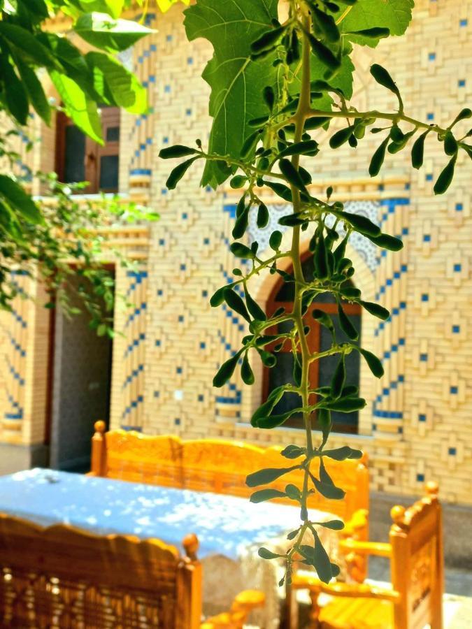 Colibri Traditional Hostel Самарканд Екстериор снимка